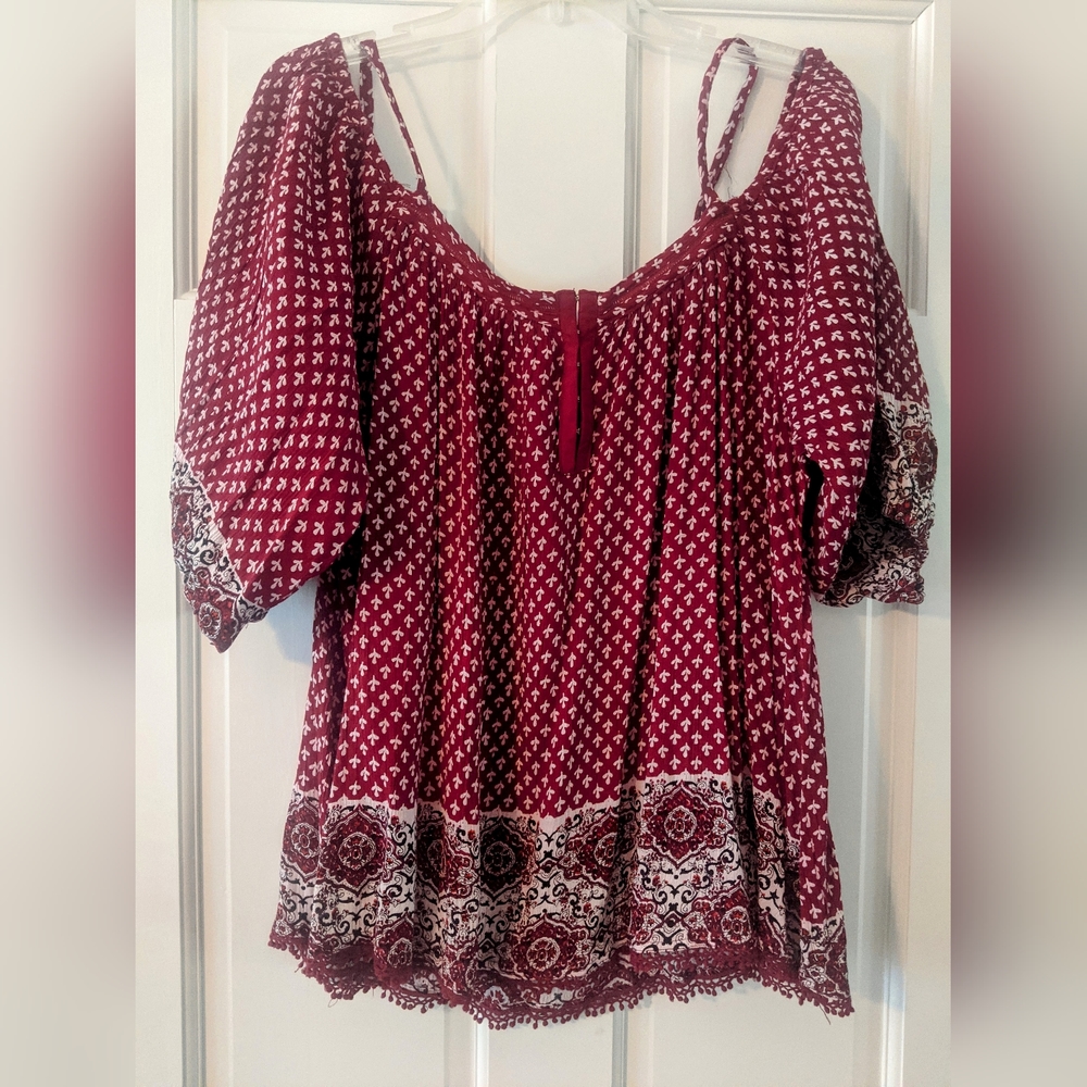Japna Cold Shoulder Top. Dark Red, Ivory, small amount of Black. Size Large.